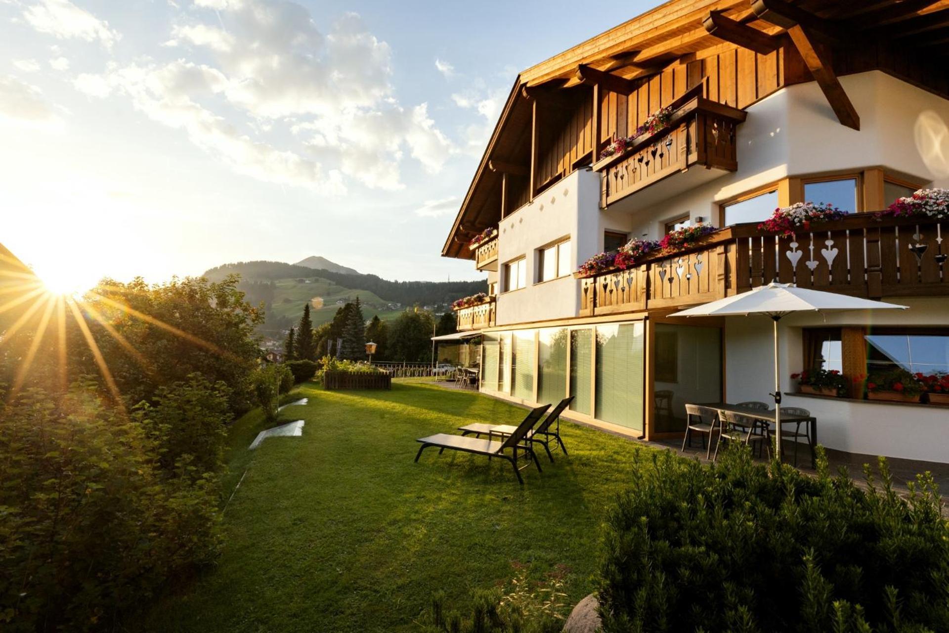 Apartments Burvel Selva di Val Gardena Exterior photo