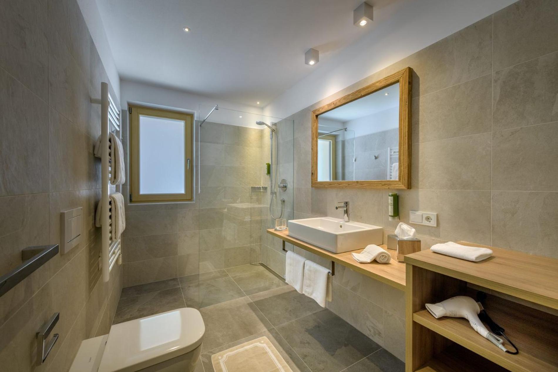 Apartments Burvel Selva di Val Gardena Room photo