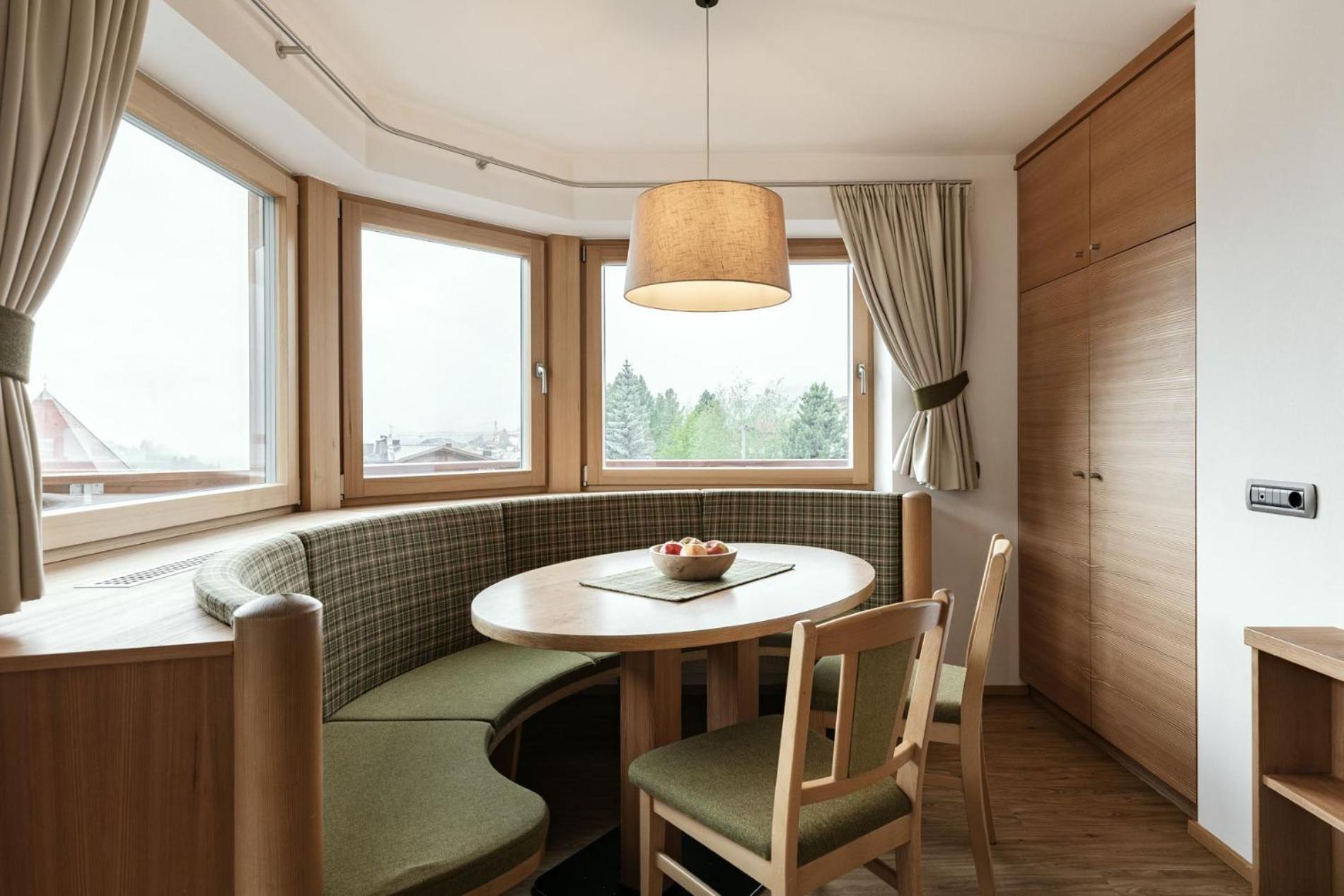 Apartments Burvel Selva di Val Gardena Room photo