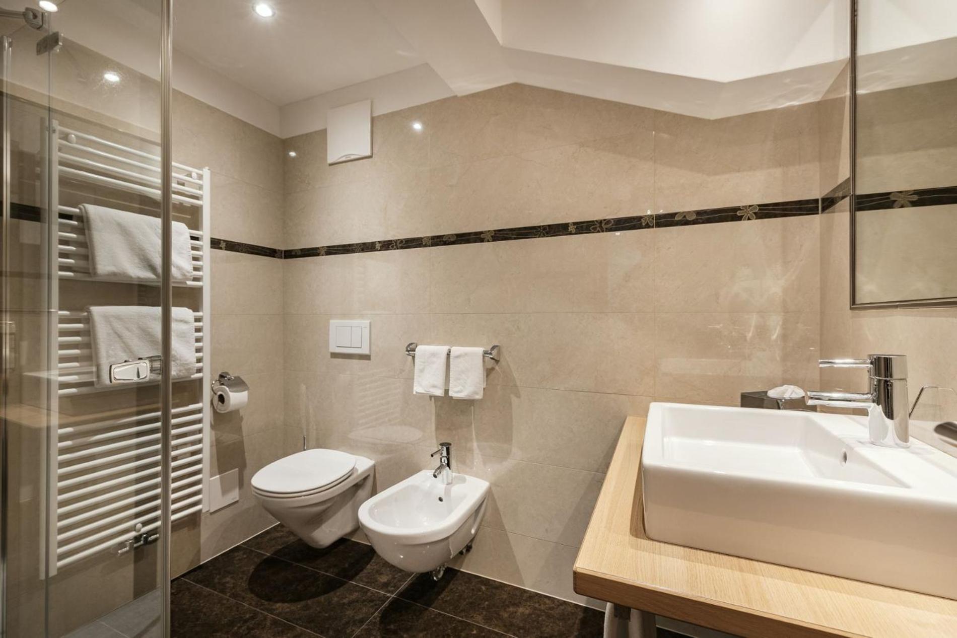 Apartments Burvel Selva di Val Gardena Room photo